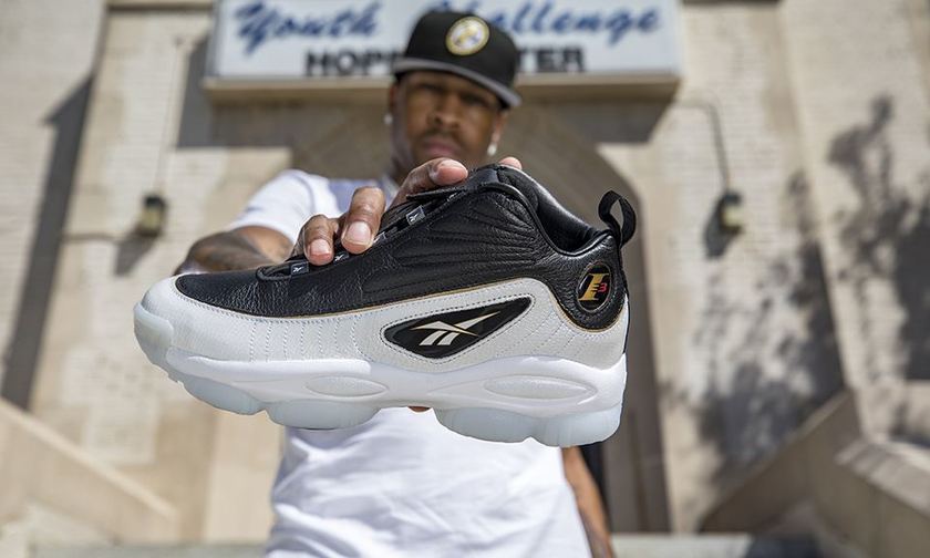 里夫斯：詹姆斯作为最伟大的球员，愿意为了正确选择牺牲自己（里夫斯：作为史上最伟大的球员，詹姆斯愿为正确选择牺牲自我）