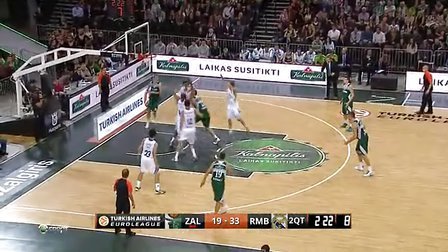 美媒：联盟历史上仅24名球员打过1297场常规赛（美媒称：联盟史上仅24位球员完成1297场常规赛出场）